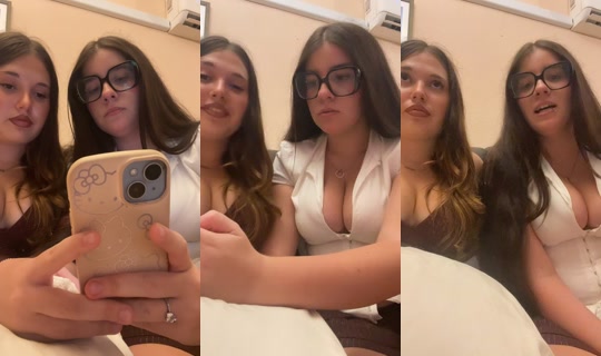 _moniicaa_9 TikTok Live — Aug 22, 2026, 9:29 PM