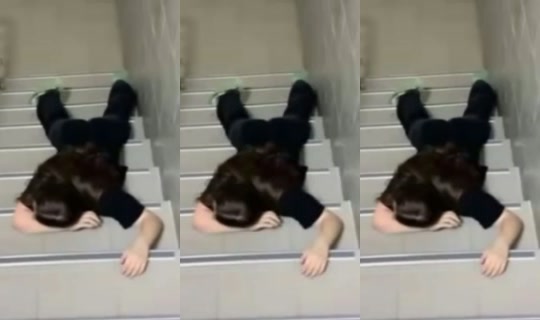 aazz7605 TikTok Live — Aug 27, 2026, 10:45 PM