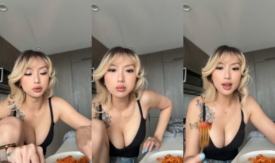 abcdefuuku TikTok Live — Aug 28, 2026, 9:37 PM