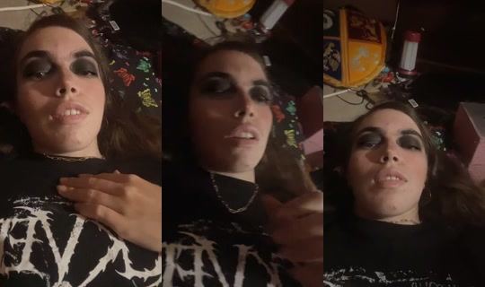 amanda_2003_m6 TikTok Live — Sep 15, 2026, 4:24 AM