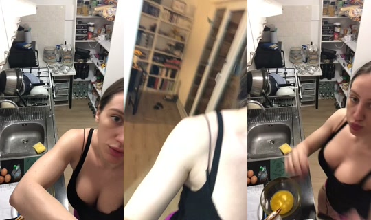 ange_elleof TikTok Live — Aug 1, 2026, 8:59 PM