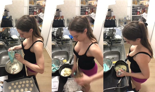 ange_elleof TikTok Live — Aug 1, 2026, 10:05 PM