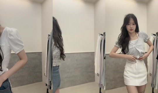angelwang.520 TikTok Live — Aug 4, 2026, 2:20 PM