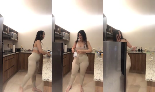 annastayziaa TikTok Live — Aug 3, 2026, 4:24 AM