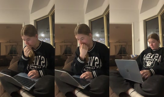 ash_bee16 TikTok Live — Aug 29, 2026, 7:52 AM