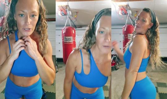 ashleyw8675 TikTok Live — Aug 23, 2026, 4:44 AM