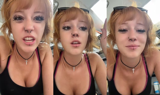 ashlyndafoq TikTok Live — Aug 12, 2026, 11:42 PM