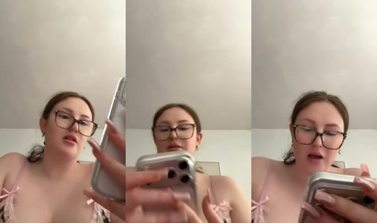 ayahleighh TikTok Live — Jul 15, 2026, 11:01 AM