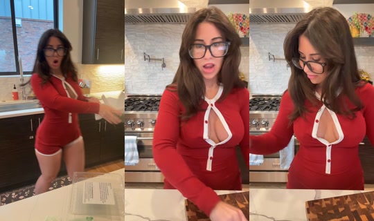 bakingwithjess2 TikTok Live — Aug 11, 2026, 10:56 PM
