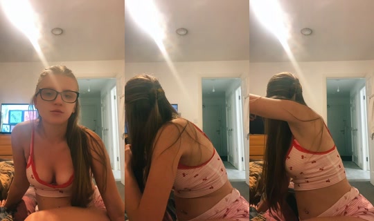 chloesadler22x TikTok Live — Jul 15, 2026, 11:49 PM
