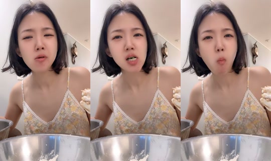 coreana.unnie TikTok Live — Sep 20, 2026, 12:59 AM