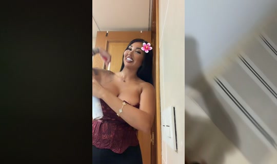 cristinitagta TikTok Live — Aug 1, 2026, 8:49 PM