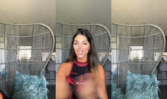 danabanana221 TikTok Live — Jul 13, 2026, 8:10 AM