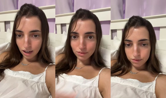 debbie998 TikTok Live — Sep 9, 2026, 10:52 PM
