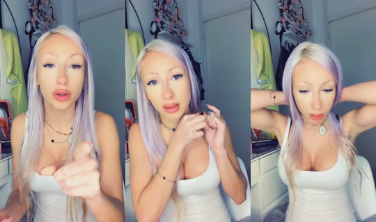 delfiiinitaaa_ TikTok Live — Aug 1, 2026, 3:20 AM