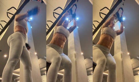 deyanira__delarosa TikTok Live — Aug 12, 2026, 11:38 PM