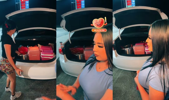 dos_chicasburritos TikTok Live — Aug 10, 2026, 11:11 AM