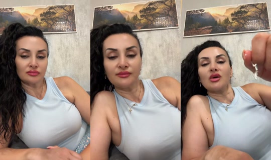 elakristela TikTok Live — Jul 15, 2026, 2:32 AM