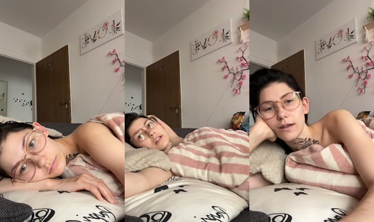 elly187erz TikTok Live — Jul 14, 2026, 10:09 AM