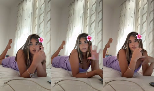 elly_elly_99 TikTok Live — Jul 10, 2026, 6:43 AM
