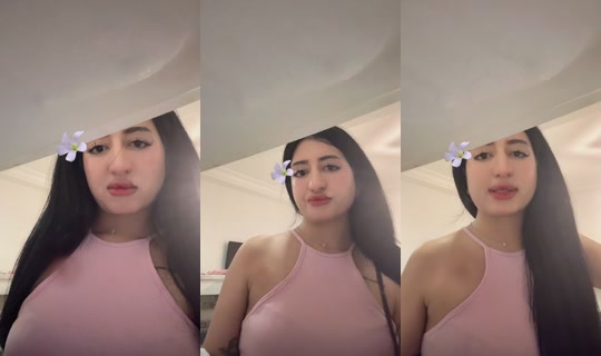 emilya878 TikTok Live — Aug 17, 2026, 11:49 PM