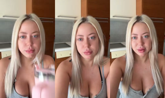 emilydollyxx TikTok Live — Jul 10, 2026, 7:11 AM