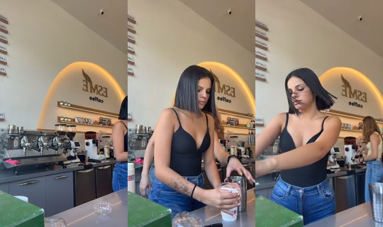 esme.coffee TikTok Live — Aug 4, 2026, 8:23 AM