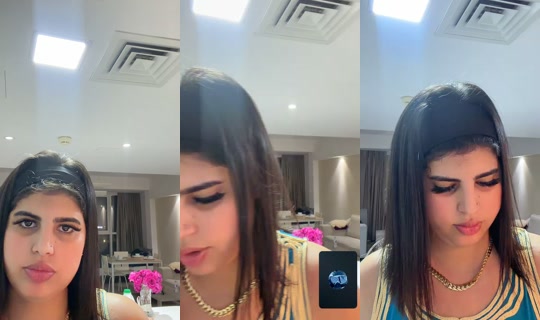 eya_zeh TikTok Live — Aug 14, 2026, 11:22 PM