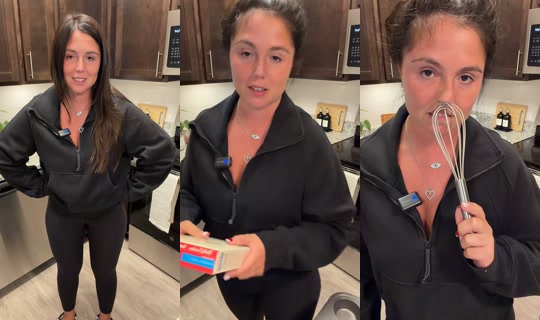 floofdakota TikTok Live — Aug 14, 2026, 2:12 AM