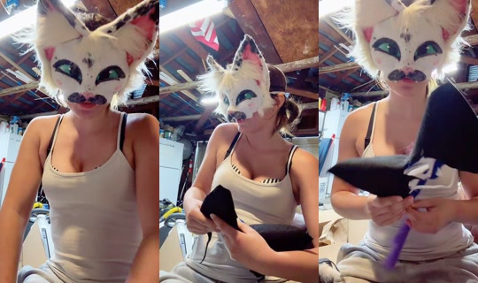 foxtrotx32 TikTok Live — Aug 17, 2026, 6:44 PM