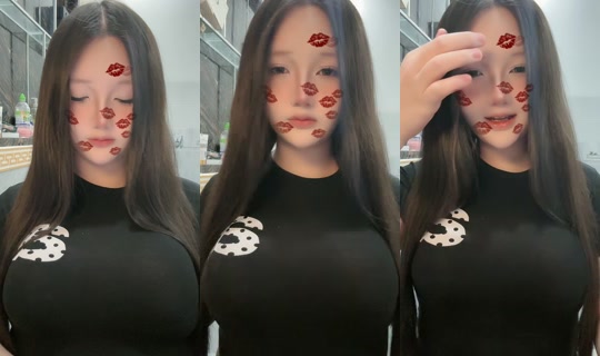 glinh.cindy TikTok Live — Jul 15, 2026, 10:39 AM