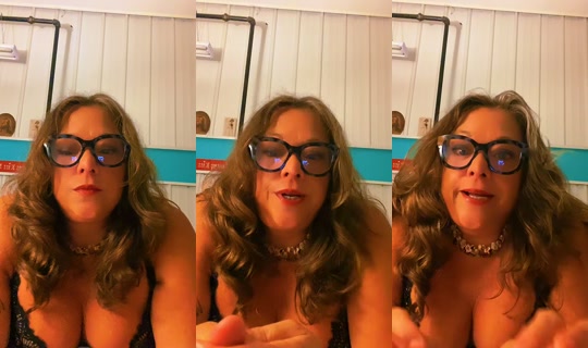 grovegirl333 TikTok Live — Aug 1, 2026, 2:42 AM