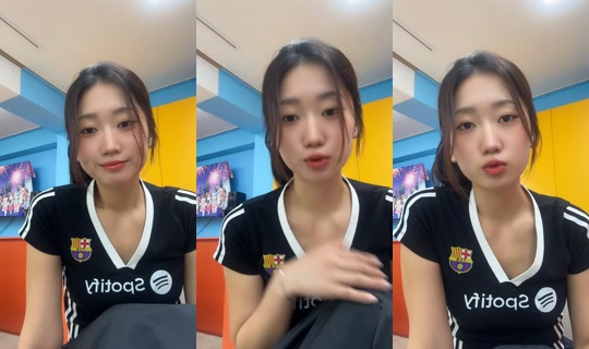 gyeong_2_ TikTok Live — Aug 31, 2026, 11:21 AM