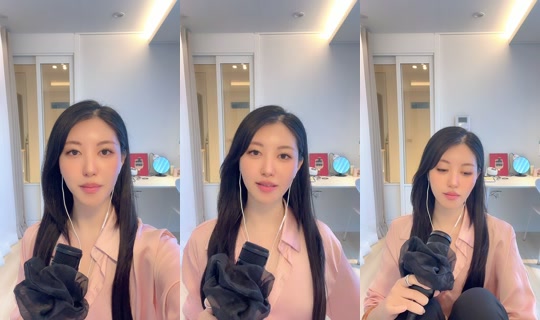 hollin.k TikTok Live — Aug 14, 2026, 3:50 AM
