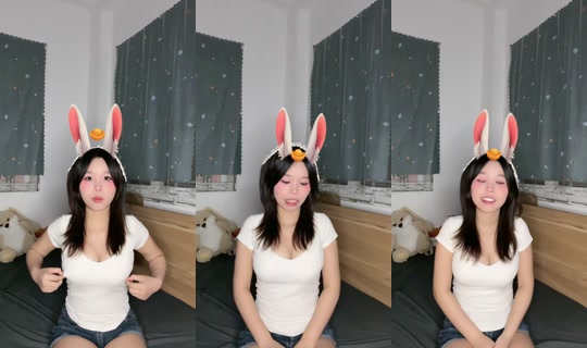 ht_miphuongg TikTok Live — Jul 15, 2026, 2:00 PM