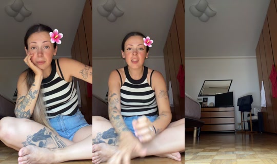 itselisabetta TikTok Live — Aug 9, 2026, 2:20 PM