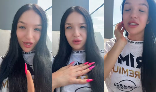 izzi_official TikTok Live — Aug 15, 2026, 10:59 AM
