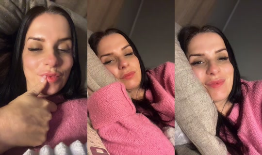 juliavb30 TikTok Live — Aug 1, 2026, 5:31 AM