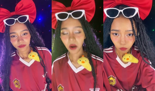 julieblahblah TikTok Live — Aug 20, 2026, 7:49 AM