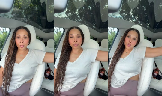 justshells2u TikTok Live — Sep 18, 2026, 3:21 PM
