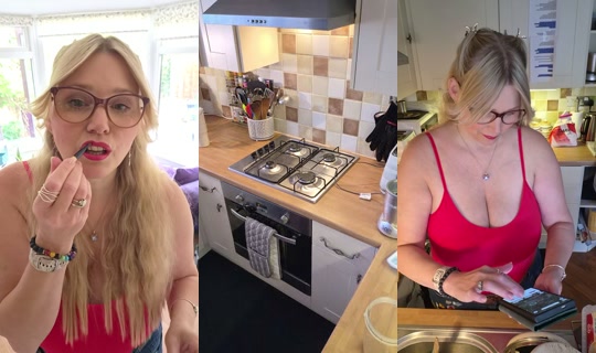 kateburlow TikTok Live — Aug 21, 2026, 4:40 PM