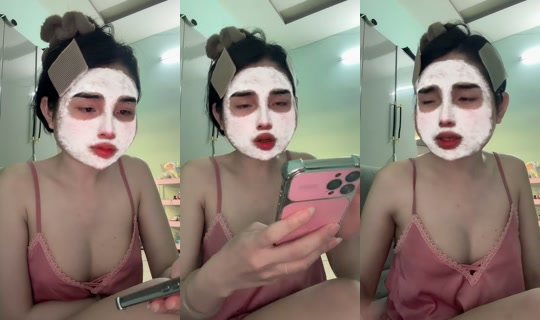 khanhnhi213 TikTok Live — Aug 21, 2026, 11:09 PM