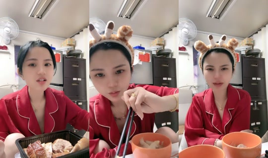 kim_10_02 TikTok Live — Aug 1, 2026, 3:39 PM