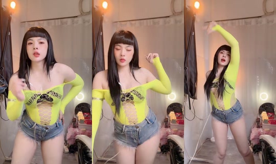 kitty.sexy4 TikTok Live — Aug 15, 2026, 8:44 AM