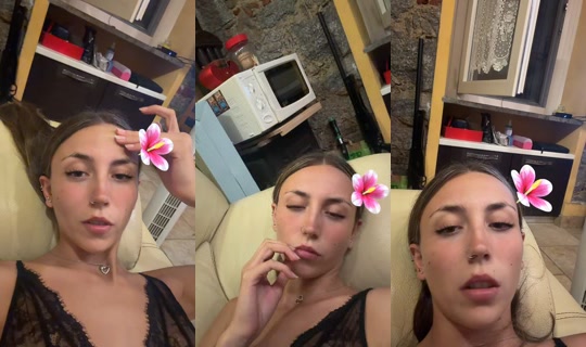 ladelne_ TikTok Live — Aug 6, 2026, 8:49 PM