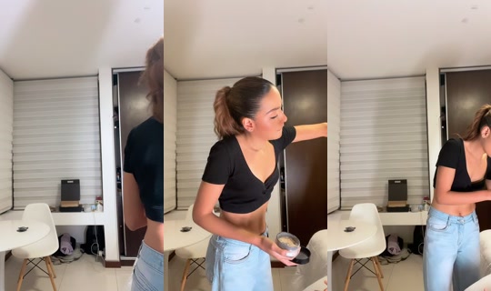 larizaortiz TikTok Live — Aug 9, 2026, 12:33 AM