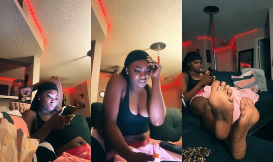 laughswithlux TikTok Live — Aug 27, 2026, 7:29 AM
