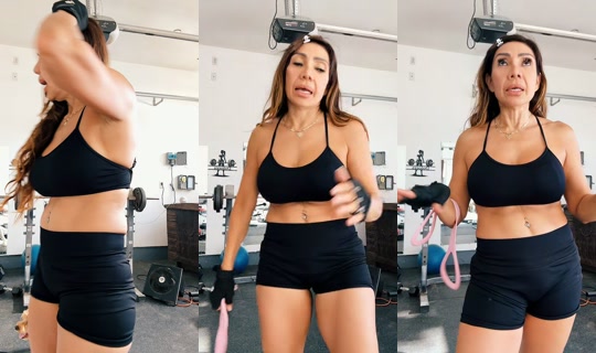 lolis1055 TikTok Live — Sep 1, 2026, 3:29 PM
