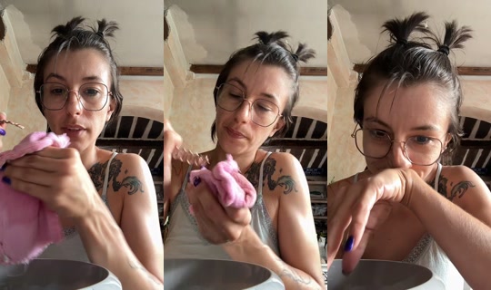 lutinetavu TikTok Live — Aug 11, 2026, 9:04 AM