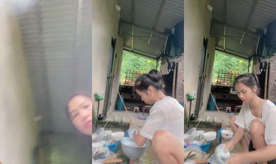 lyly020701 TikTok Live — Aug 18, 2026, 11:03 PM